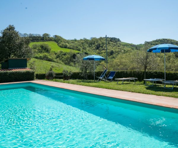 podere-le-maggiane_gallery-piscina-2